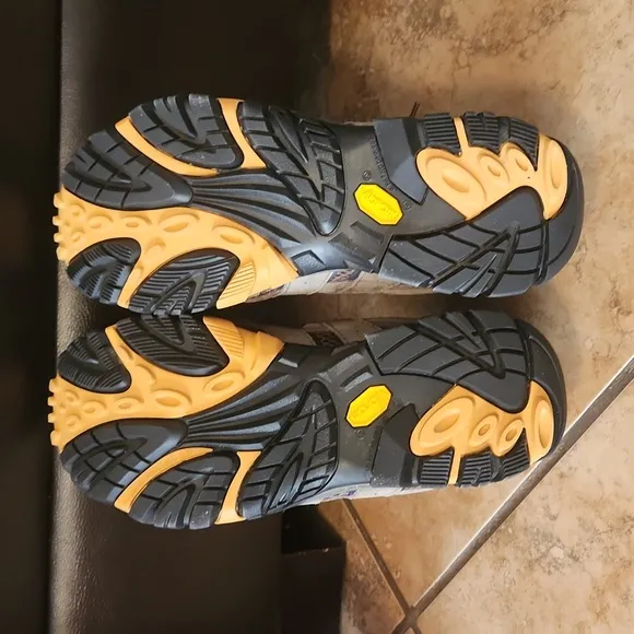 Merrell Moab 2 Men's Mid Hiking Boots