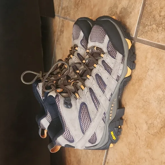 Merrell Moab 2 Men's Mid Hiking Boots