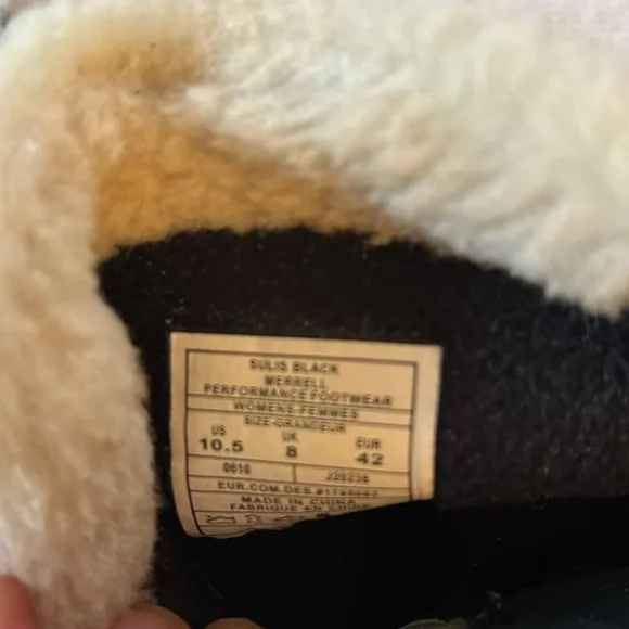 Merrell -Solis ankle boots- Waterproof with polartec - Size 10.5-black