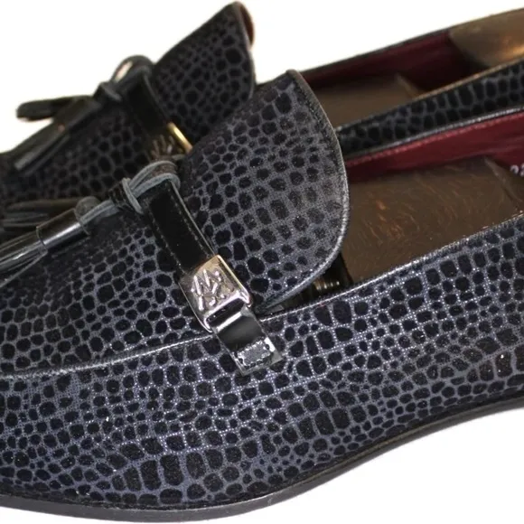 Mezlan Custom handmade Italy. Size 8.  98% soles remaining.  Worn twice.…​​