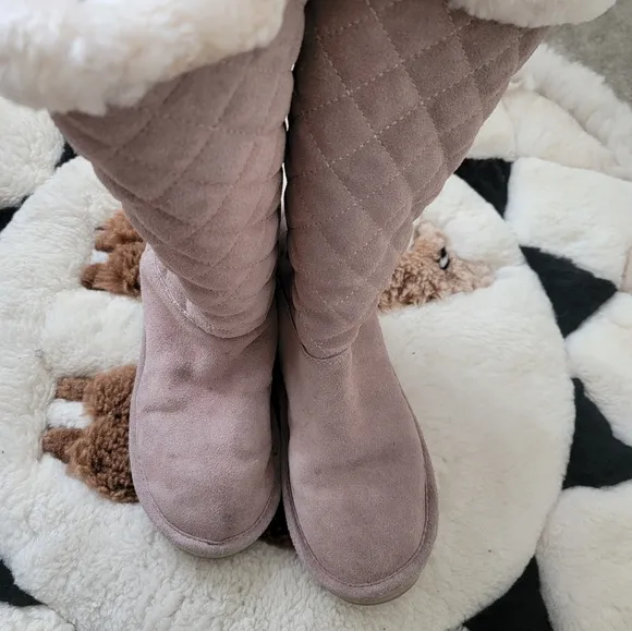 Michael kors fur boots