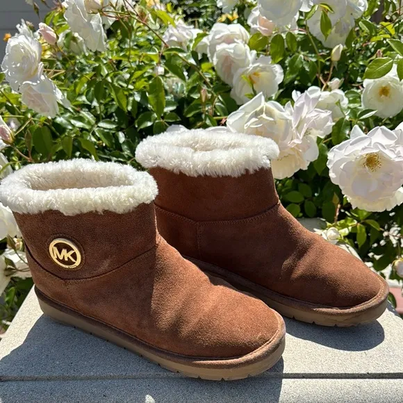 Michael Kors Winter Walnut Suede Ankle Boots - Size 10M