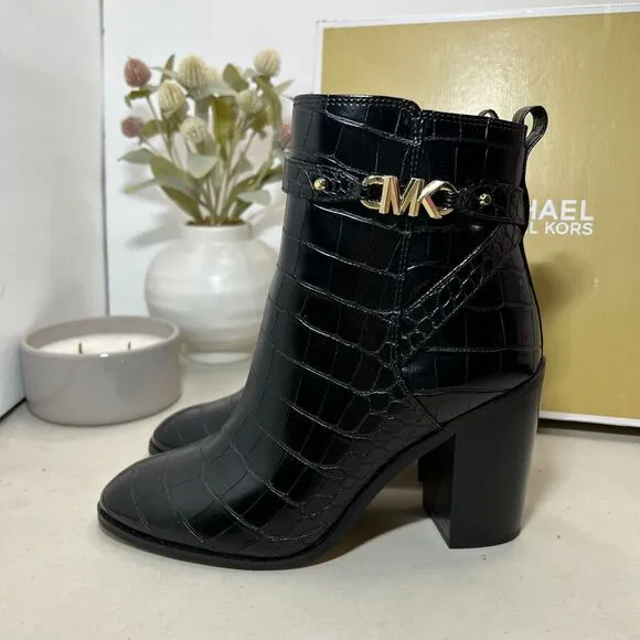 Michael Michael Kors Farrah Tronchetto Donna Embossed Boots Black Women 7.5M
