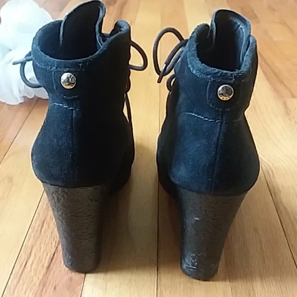 MICHAEL Michael Kors Rory Black Suede Wedges Sz 9