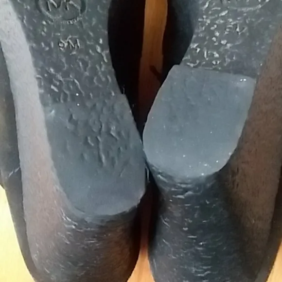 MICHAEL Michael Kors Rory Black Suede Wedges Sz 9