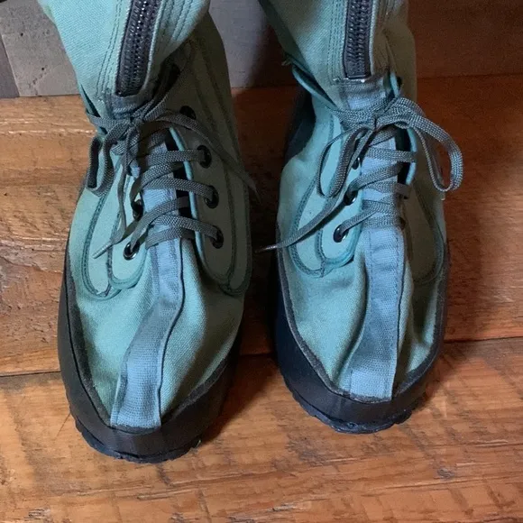 Military Muk Luk Extreme cold weather boots Green Size Small (7-8)