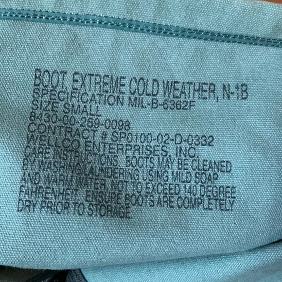 Military Muk Luk Extreme cold weather boots Green Size Small (7-8)