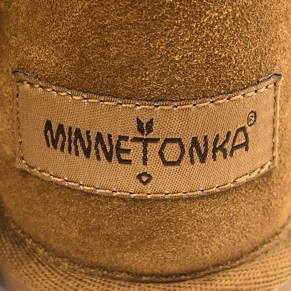 Minnetonka Chestnut Suede Winter Boots Faux Shearling Lining 85711 Womens Size 9