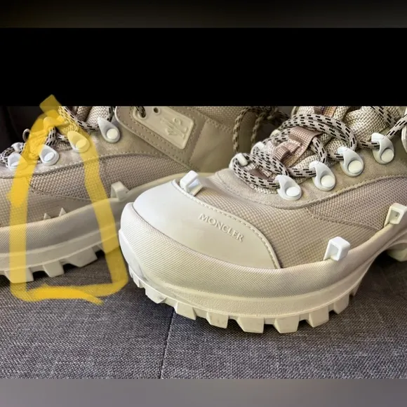 MONCLER GLACIER BOOTS🌹