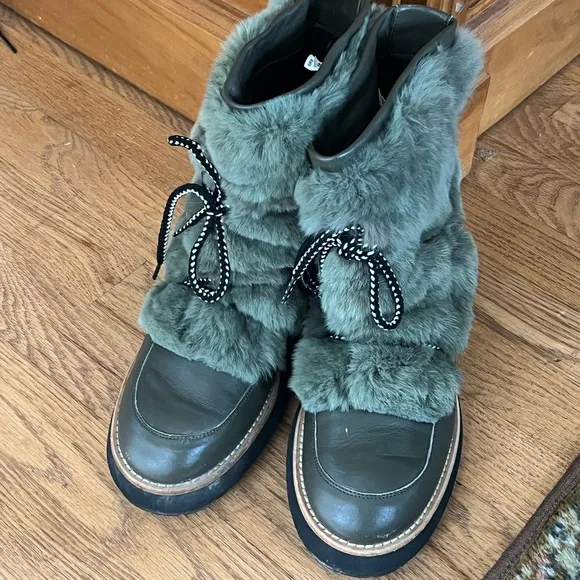 Montelliana 1965  Fur Trimmed Boots