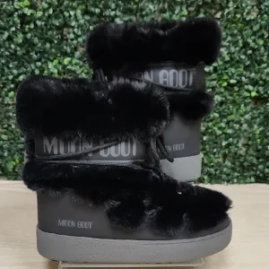 Moon Boot Black Fur Boots
