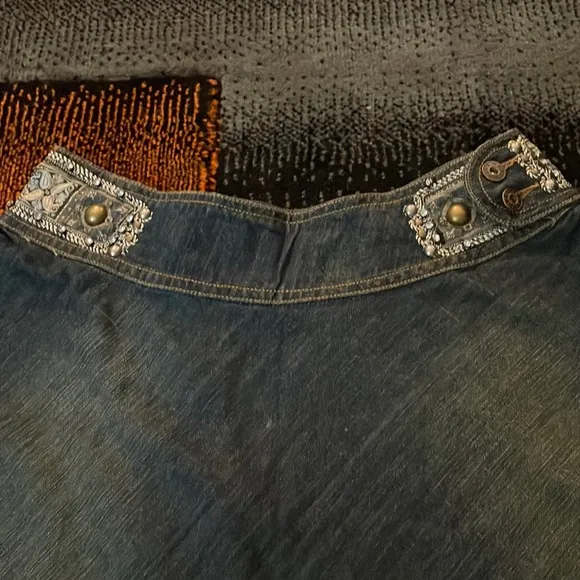 MOST Gorgeous Jean Silver detailing with Fox Fur Size 10! Gorgeous