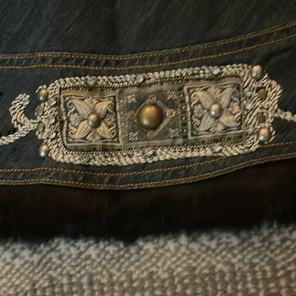 MOST Gorgeous Jean Silver detailing with Fox Fur Size 10! Gorgeous