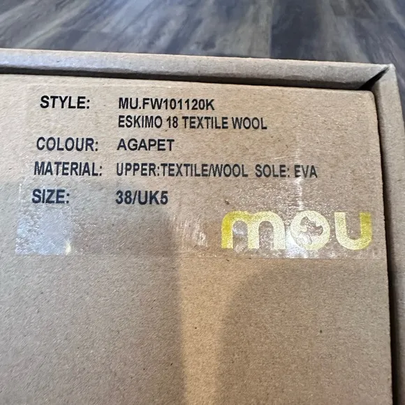 MOU Wooly Glacier Boots Size 38