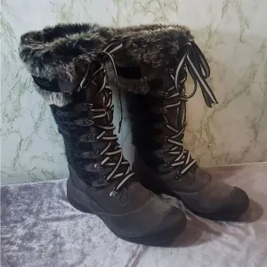 MUKLUKS Winter Boots