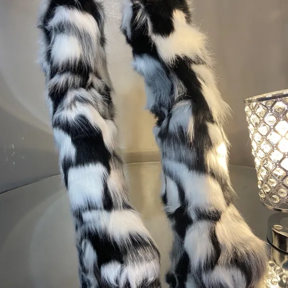 Muliti colored faux fur knee boots