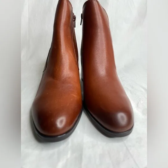 Naturalizer women Laura Terracotta Leather  block heel boots new
