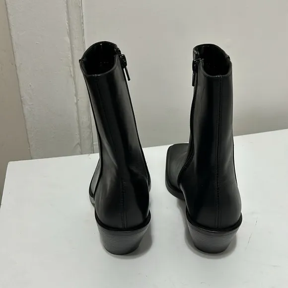 NEW ANTHROPOLOGIE Square-Toe Ankle Boots Size 9 NEW