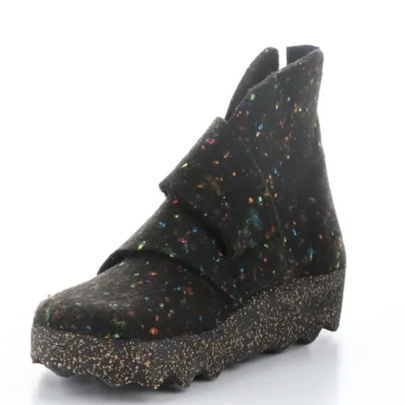 NEW ASPORTUGUESAS Case Double Strap Boots black multi for women 663mn