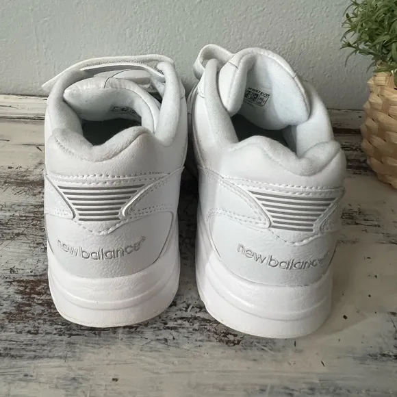 New Balance Mens 575 AL-1 Health White Leather Walking Shoes 7 Adj Hook &amp; Loop