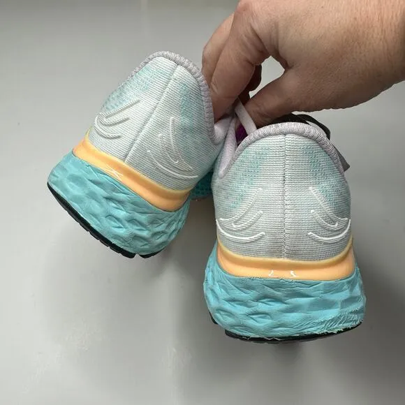 New Balance Pale Blue Chill Light Mango Fresh Foam 880 V11 Running Shoes