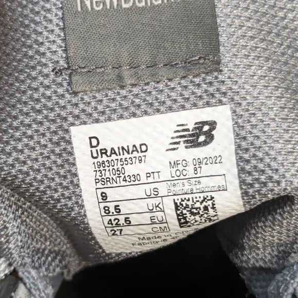 New Balance Rainier Hiking Boots Vibram Raincloud Gray URAINAD New Men's Size 9
