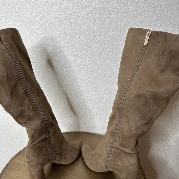 NEW Bandolino Thigh High Tall Boots Heels Suede Side Zipper Almond Toe Brown 9.5
