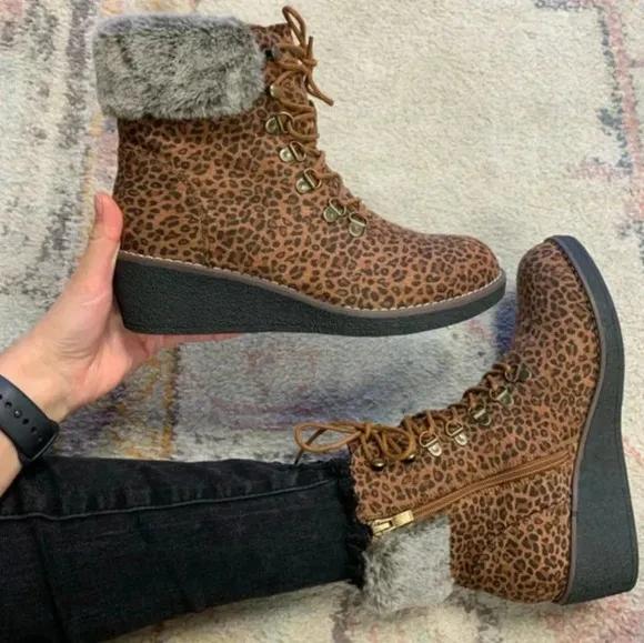 New! Corkys Fox Bay Leopard Ankle Lace Up Wedge Fur Boots
