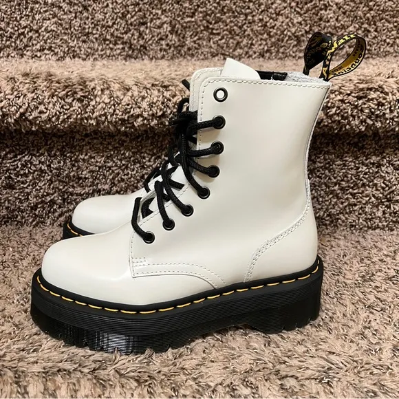 NEW Dr. Martens JADON BOOT SMOOTH LEATHER PLATFORMS