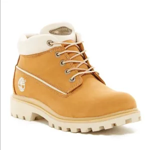 New in box Timberland' 5-Eye Leather Chukka Boot wheat size 7