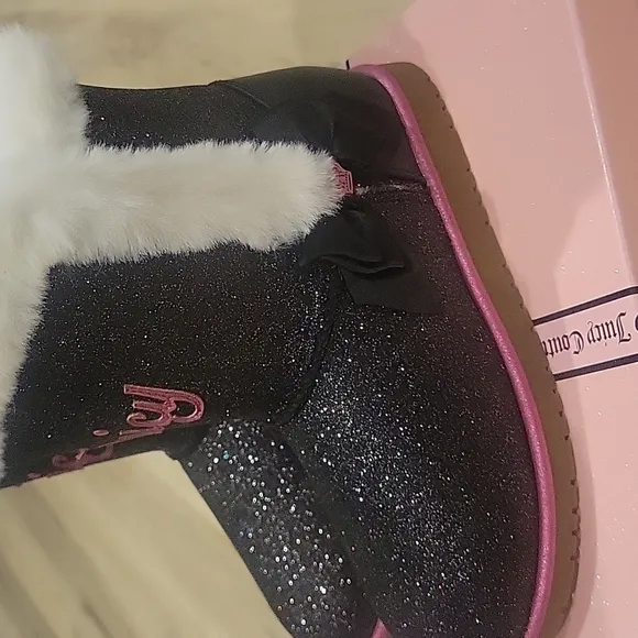 NEW! JUICY COUTURE Glitter Fur Top Boots Big Girls 4.