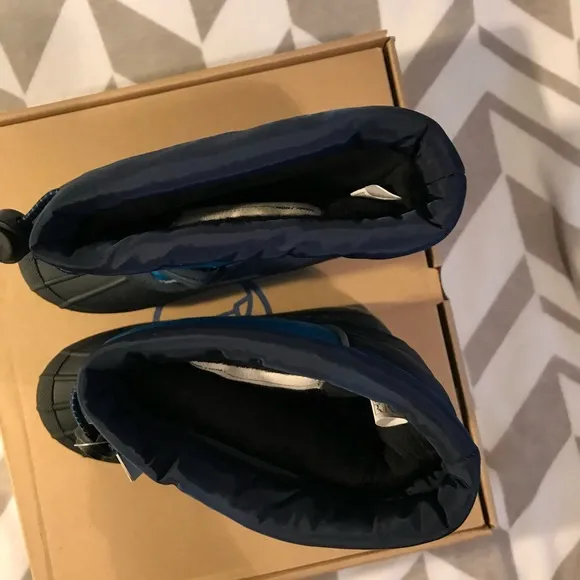 NEW Lands End Kids Boys Ski Snow Cold boots 1M Regiment Navy Sled Board Winter