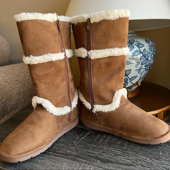 NEW! Michael Kors Nevermind Camel Fur Boots in US4 UK3.5 EU35