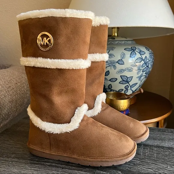 NEW! Michael Kors Nevermind Camel Fur Boots in US4 UK3.5 EU35
