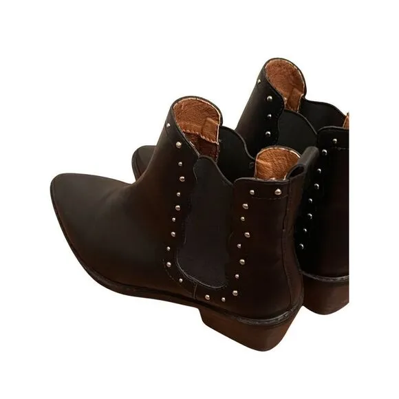 New Mi.iM Studded Black Leather Ankle Pointed Toe Chelsea Boots Booties Women 7