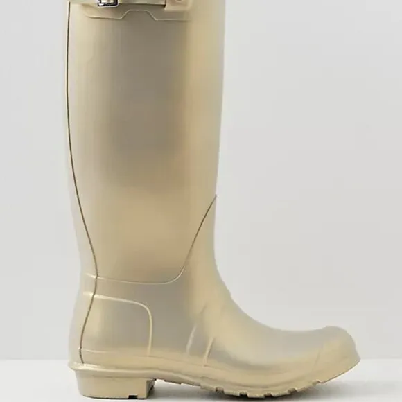 new  NEW HUNTER Original Tall Nebula Boots Pale Gold for women 864mn