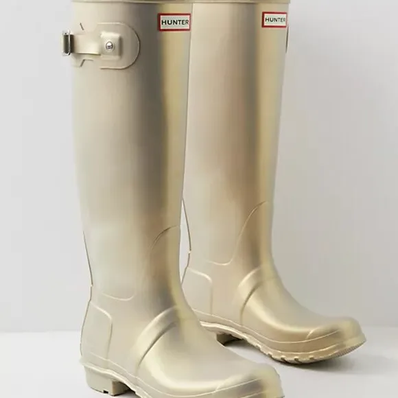 new  NEW HUNTER Original Tall Nebula Boots Pale Gold for women 864mn
