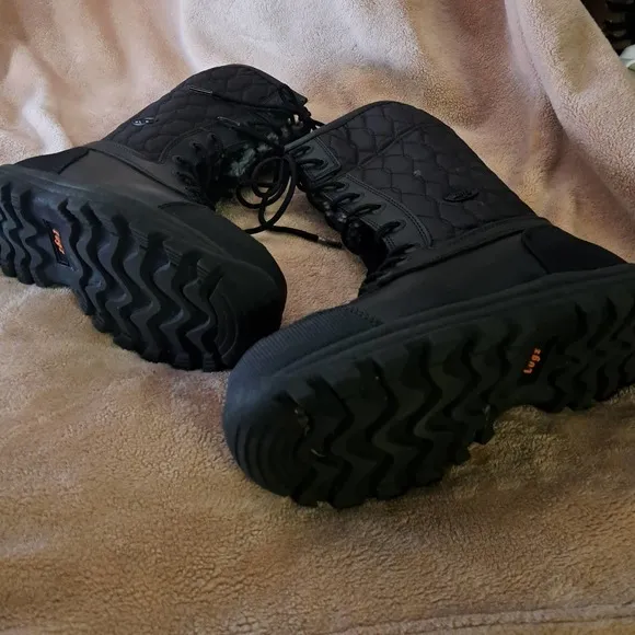 NEW Sz. 9.5 LUTGZ Black Fur-EXTRA INSULATED- Lined Snow Boots Convertibles