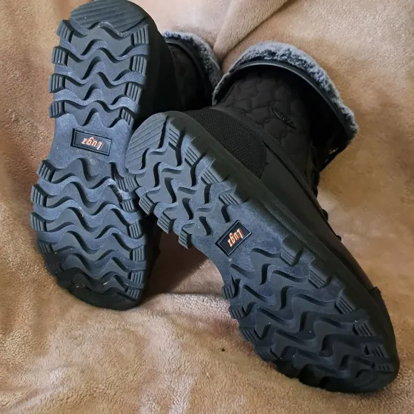 NEW Sz. 9.5 LUTGZ Black Fur-EXTRA INSULATED- Lined Snow Boots Convertibles