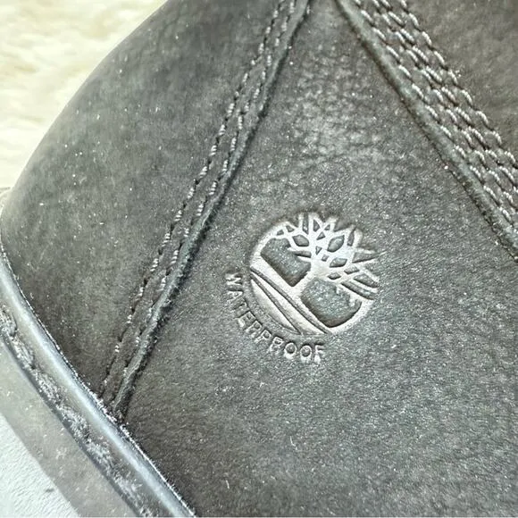 NEW!!! Timberland women winter boots size 8 US
