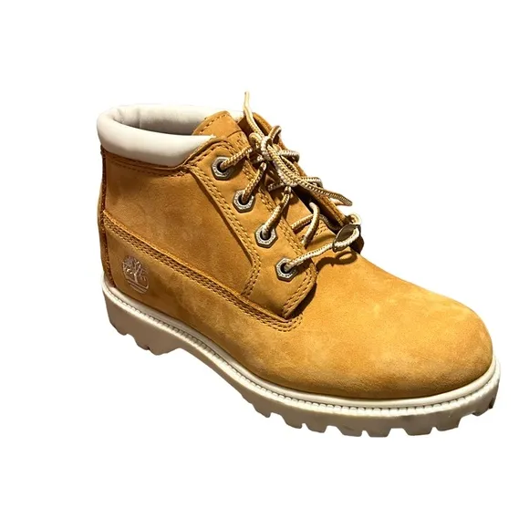 NEW! TIMBERLAND Women's Tan &amp; White Leather Lace Up Outdoor Boots-Size 5