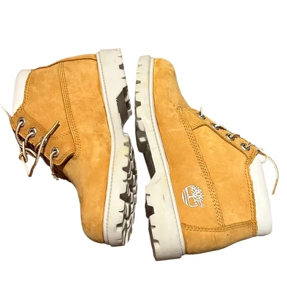 NEW! TIMBERLAND Women's Tan &amp; White Leather Lace Up Outdoor Boots-Size 5