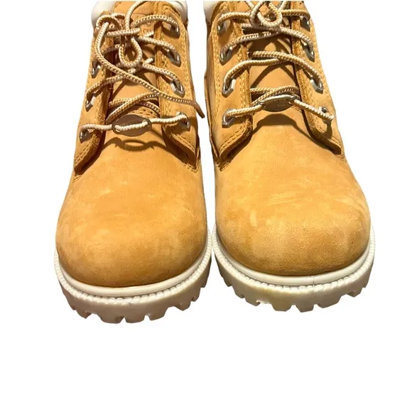 NEW! TIMBERLAND Women's Tan &amp; White Leather Lace Up Outdoor Boots-Size 5