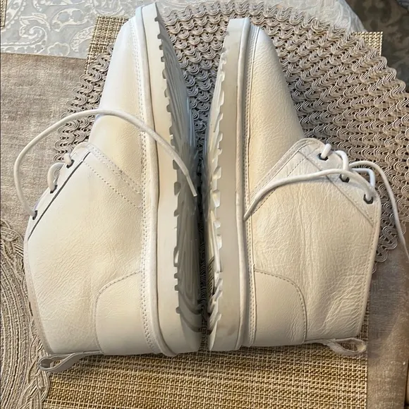 NEW UGG Mens Neumel Leather Chukka Ankle Boot - 1133777 - White - 14 US (C98)