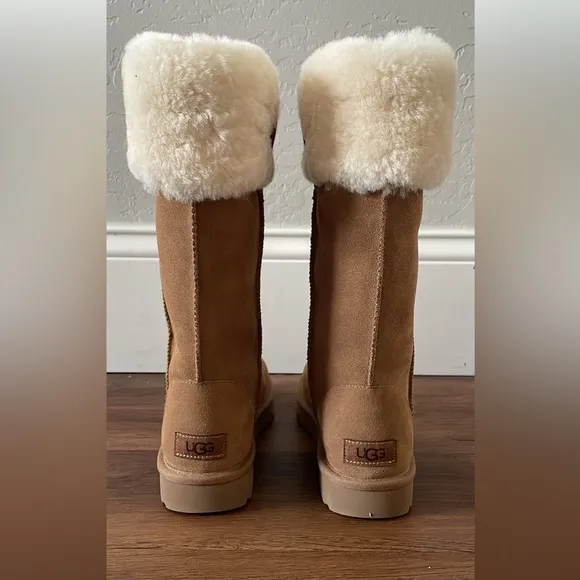 New UGG Suhenny Boots