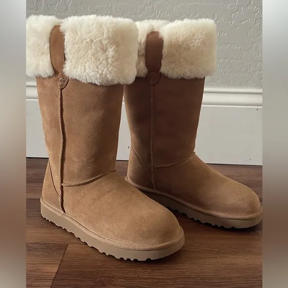 New UGG Suhenny Boots