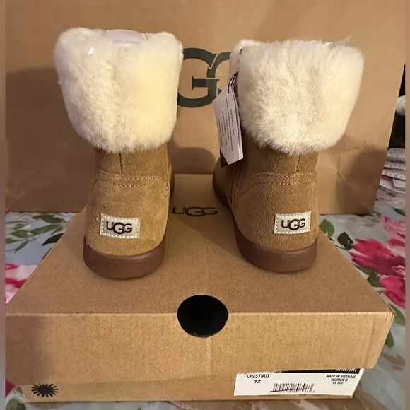 NEW UGG TODDLER JORIE II BOOTS