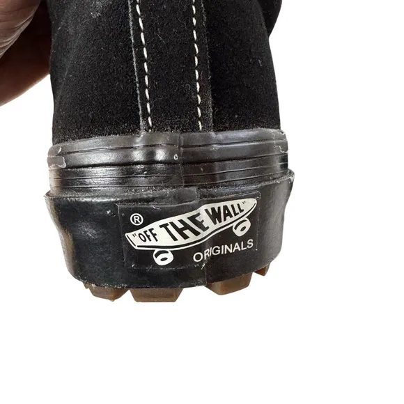 NEW Vans Vault Chukka Sierra LX OG Black Suede Size 8 Women