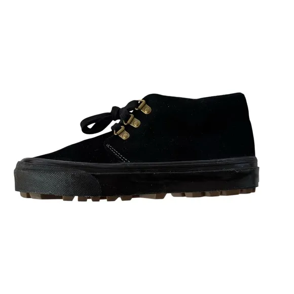 NEW Vans Vault Chukka Sierra LX OG Black Suede Size 8 Women