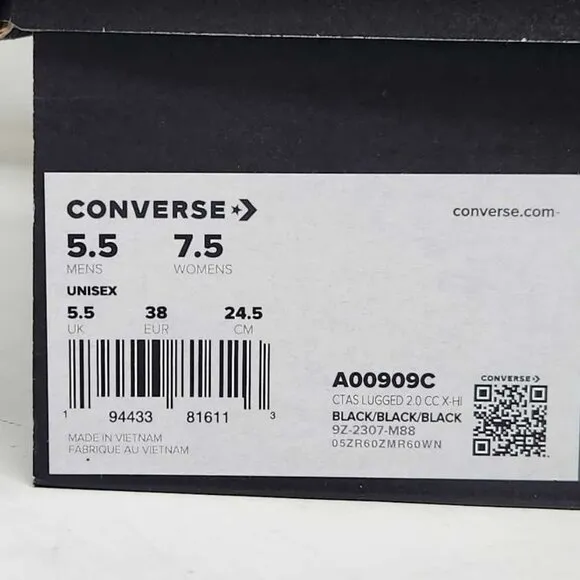 New women's 7.5 (men's 5.5) Converse All Star Lugged 2.0 Counter Climate boots